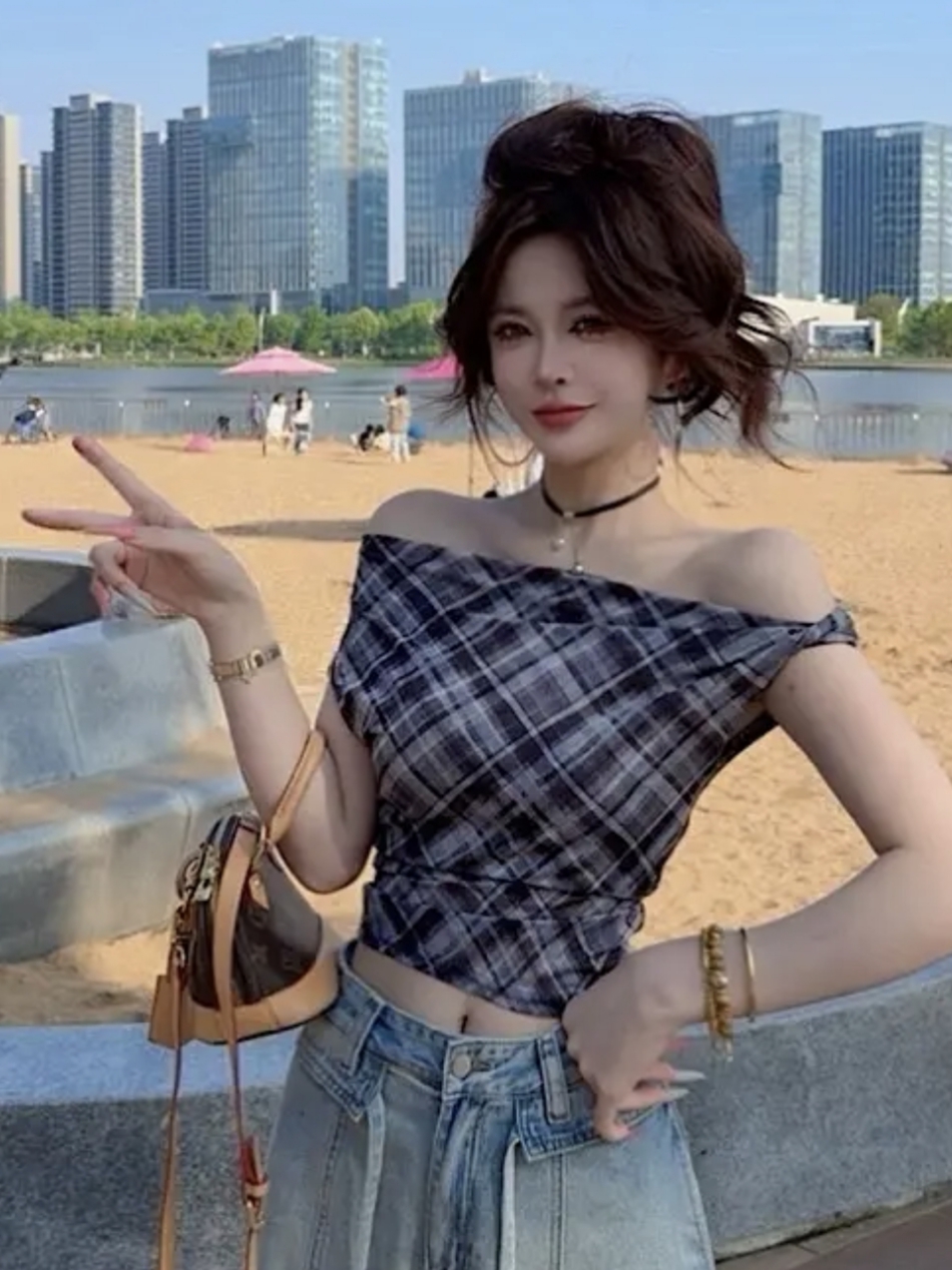 ccdz 여름 새로운 패션 다용도 오프숄더 핫걸 레트로 체크무늬 섹시함 맨위 여성