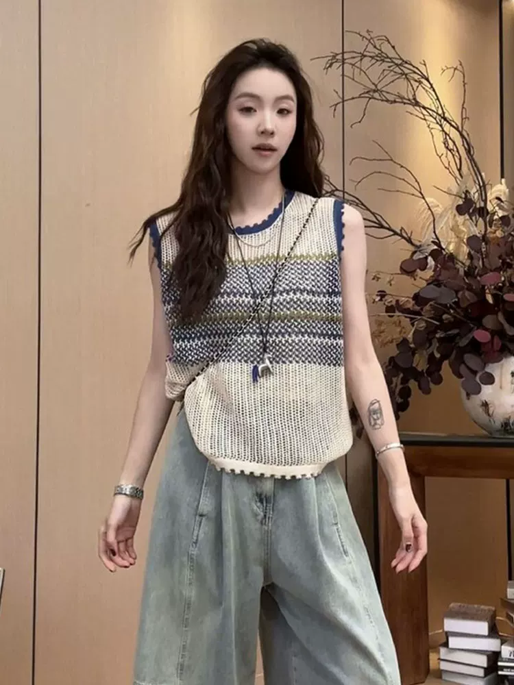 배색 스트라이프 니트 스웨터