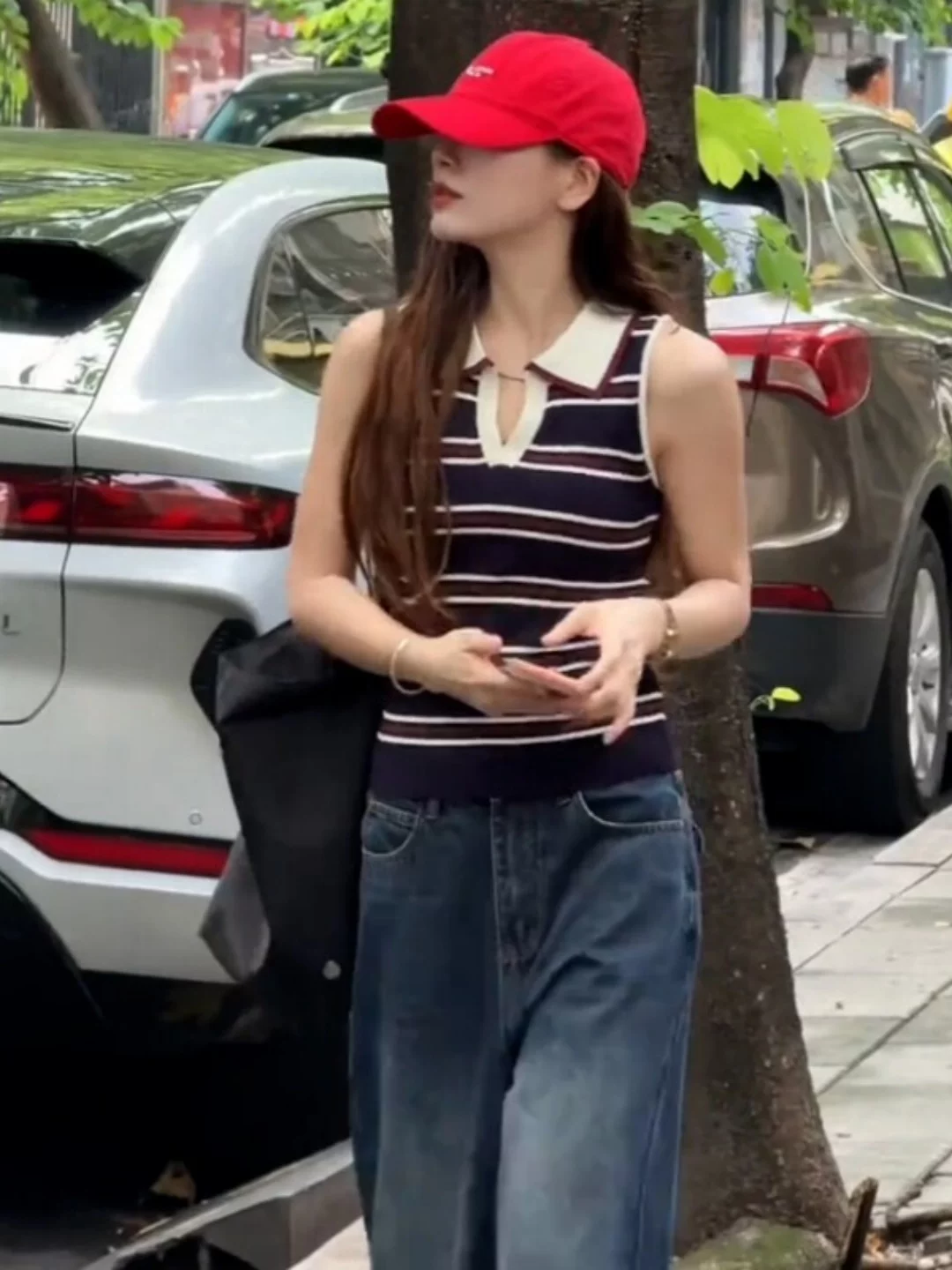 프랑스식 레트로 스타일 스트라이프 민소매 맨위