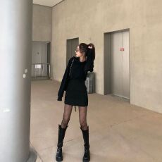 批发收腰包臀修身长袖法式韩版连帽<b class='q'>连衣裙</b>女2025秋装新款短裙桔梗裙子