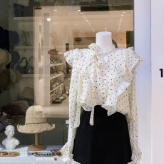 批发法式气质高级感荷叶边<b class='q'>波点</b>长袖<b class='q'>衬衣</b>女秋季温柔风绑带别致<b class='q'>衬衫</b>上衣