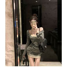 批发不冷BULENG（原cchun纯子） u领喇叭袖修身<b class='q'>条纹</b>长袖上衣/挂脖内搭