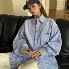 批发笑脸刺绣衬衫外套女2026春夏季小众宽松条纹衬衣
