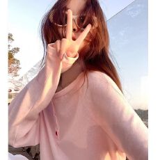 批发原版面料韩系多巴胺粉色<b class='q'>长袖</b><b class='q'>t</b><b class='q'>恤</b>夏<b class='q'>宽松</b>防晒罩衫上衣海边度假穿搭