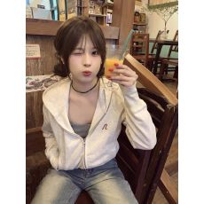 灰色短款连帽卫衣拉链外套女款春秋款修身小个子开衫薄款上衣穿搭