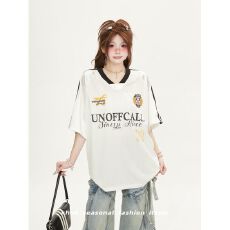 批发美式字母V领运动球衣服短袖<b class='q'>T</b><b class='q'>恤</b>女夏季ootd穿搭泽西风宽松半袖上衣