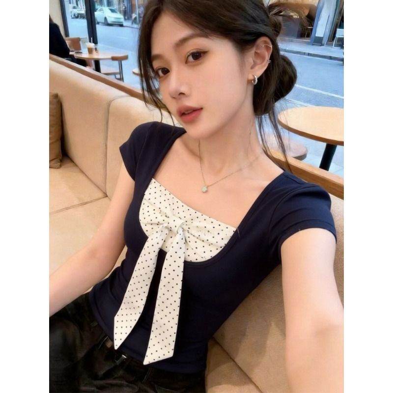 와 사고 방식 miu 첨부 된 의류 올해 인기 ~ 중 여성 슈퍼 화재 연령 감소 여름 작은 셔츠 몸매 가꾸기 반팔 티셔츠