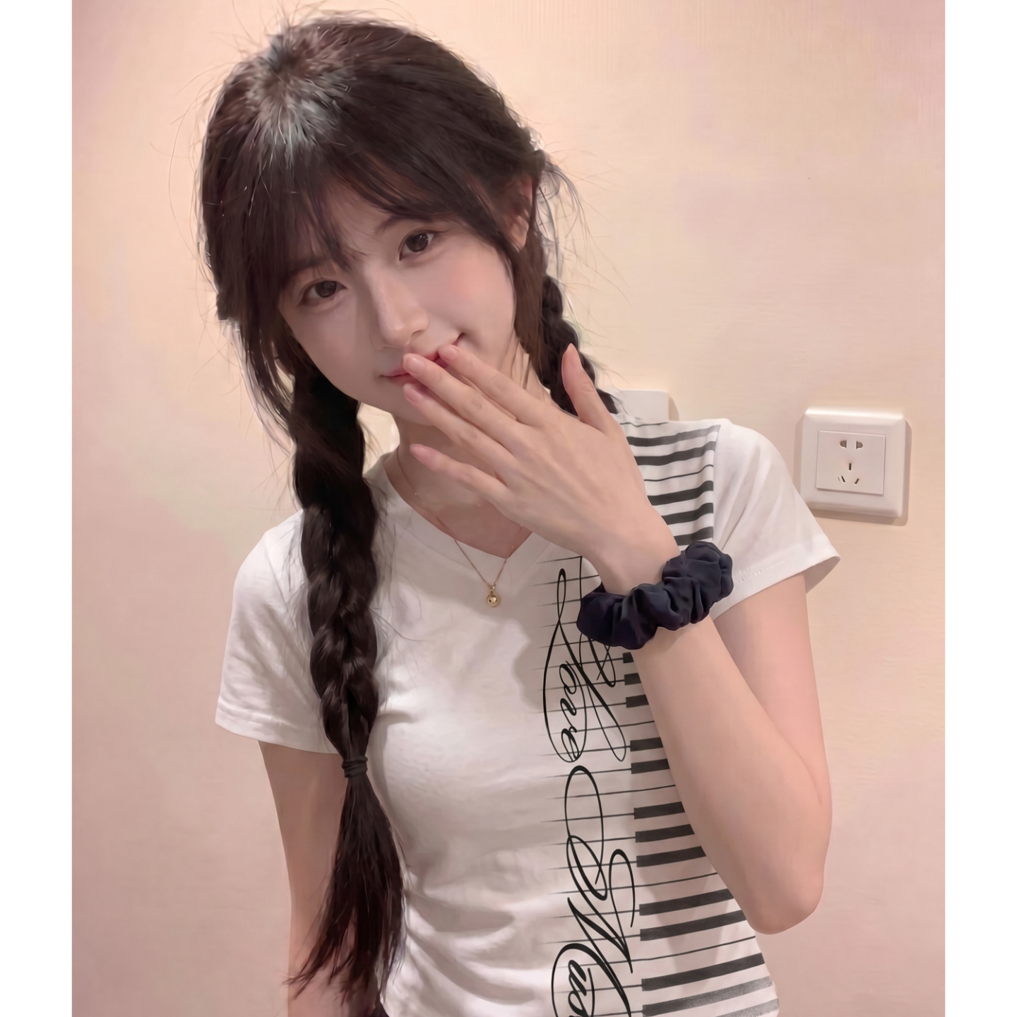 광저우 원단 전후 디지털 직분사 210 그램 95 면 40s 오스트리아 델 피아노 반팔 티셔츠 여성 트렌디