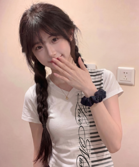 광저우 원단 전후 디지털 직분사 210 그램 95 면 40s 오스트리아 델 피아노 반팔 티셔츠 여성 트렌디