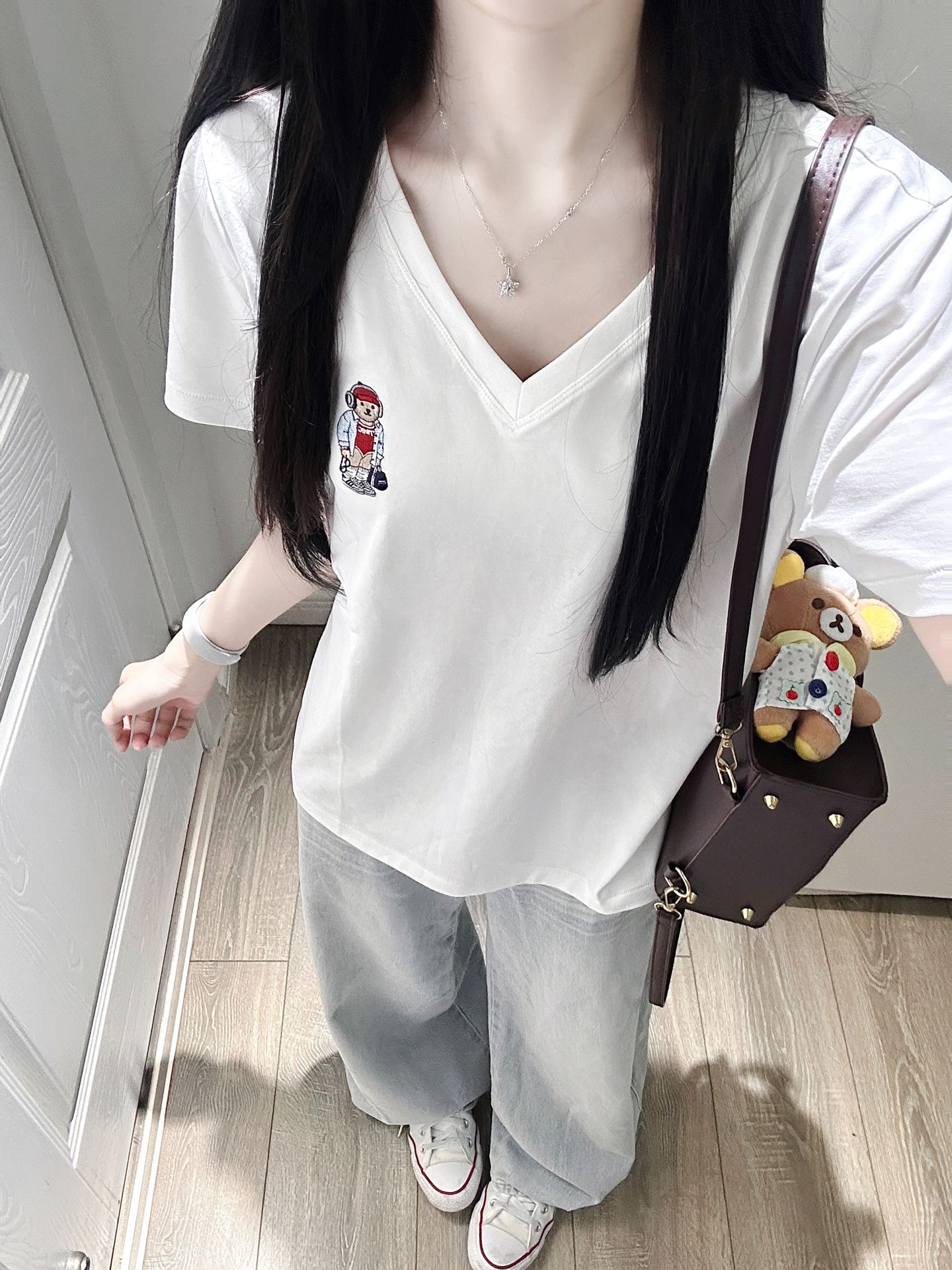 좋은 품질 자수 네리 가게 천 19 지점 220 그램 순면 긍정적 인 어깨 V넥 반팔 티셔츠