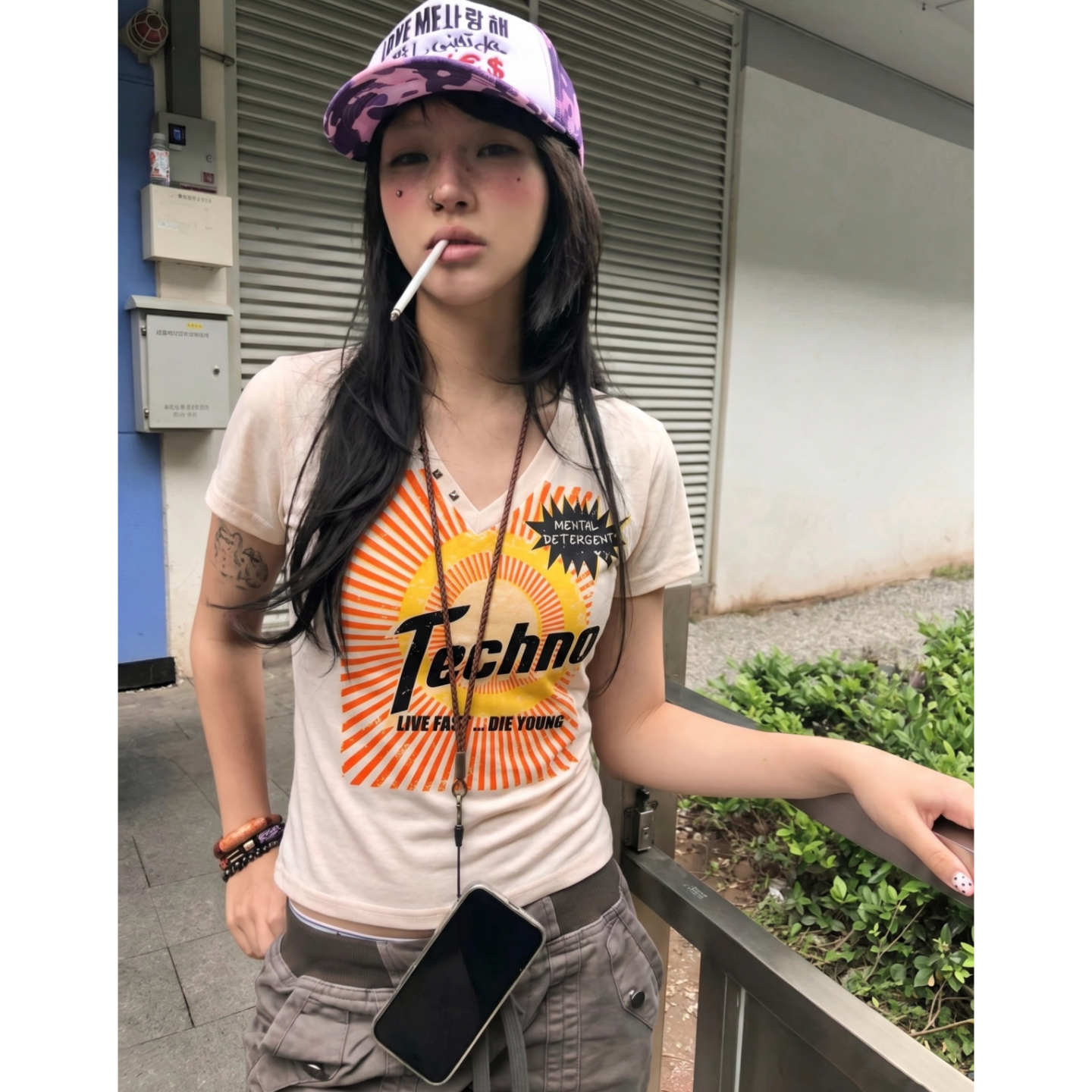 광저우 원단 징 인쇄 완제품 210 그램 95 면 40s 오스트리아 델 징 마 오래된 V넥 반팔 티셔츠