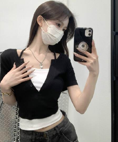 리브 여름 새로운 여성 의류 순면 순수한 욕망 행침 목 페이크 레이어드 디자인 센스 반팔 배색 티셔츠 맨위