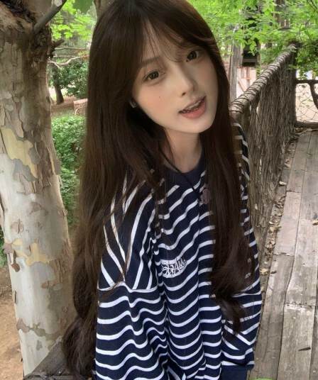 원본 솜씨 광저우 원본 원단 긴팔 티셔츠 여성
