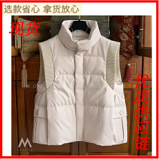 批发温暖秋冬季时髦腔调螺纹拼袖两侧大口袋面包羽绒棉服心马甲短外套