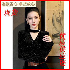 批发美式<b class='q'>复古</b>黑色镂空修身显瘦打底衫女内搭秋冬绝美正肩丝绒长袖上衣