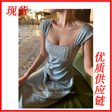 Lattitude/杨小鹭 Siena缎面轻奢感宴会礼服裙重工珠片吊连衣裙