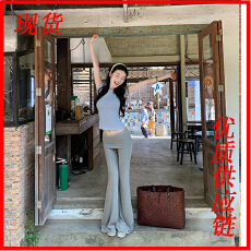 批发口粮<b class='q'>T</b>+翻腰裤短袖修身弹力<b class='q'>紧身</b><b class='q'>t</b><b class='q'>恤</b>上衣＋假两件遮胯屁帘微喇长裤