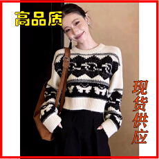 批发撞色印花高级感圆领宽松软糯上衣2026年春季女装新款短款针织<b class='q'>毛衣</b>
