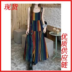 批发艺术拼接2026夏季韩系新款设计感复古宽松艺术<b class='q'>范</b>彩虹条吊带连衣裙