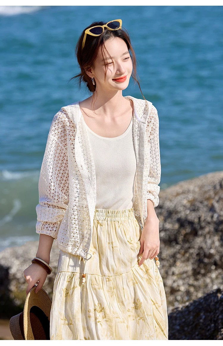 2026 화이트 홀로우 아웃 후드 여성 코트 봄 여름 새로운 느긋한 루즈핏 품격 다용도 얇은 스타일 맨위