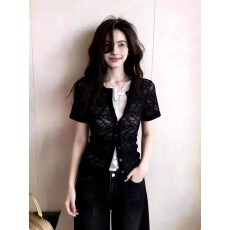 批发独特漂亮超好看上衣<b class='q'>女</b>2026年春夏新款法式设计感小众时尚气质<b class='q'>女</b>装