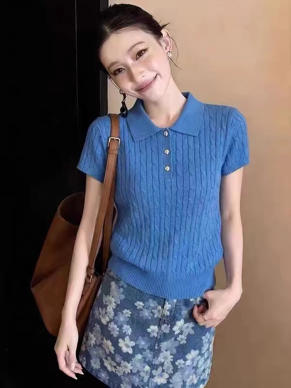 파란색 POLO 칼라 긍정적 인 어깨 꽈배기 니트 반팔 여성 여름 품격 착용 가져 가라. 몸매 가꾸기 슬림해 보이는 고유 한 아름다운 맨위