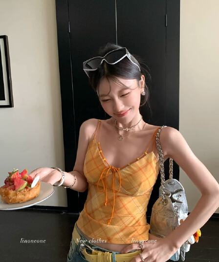 linoneone5 6 핫걸 파티 아메리칸 레트로 주황색 체크무늬 V넥 수 있습니다. 조정 어깨끈 조끼 작은 슬링