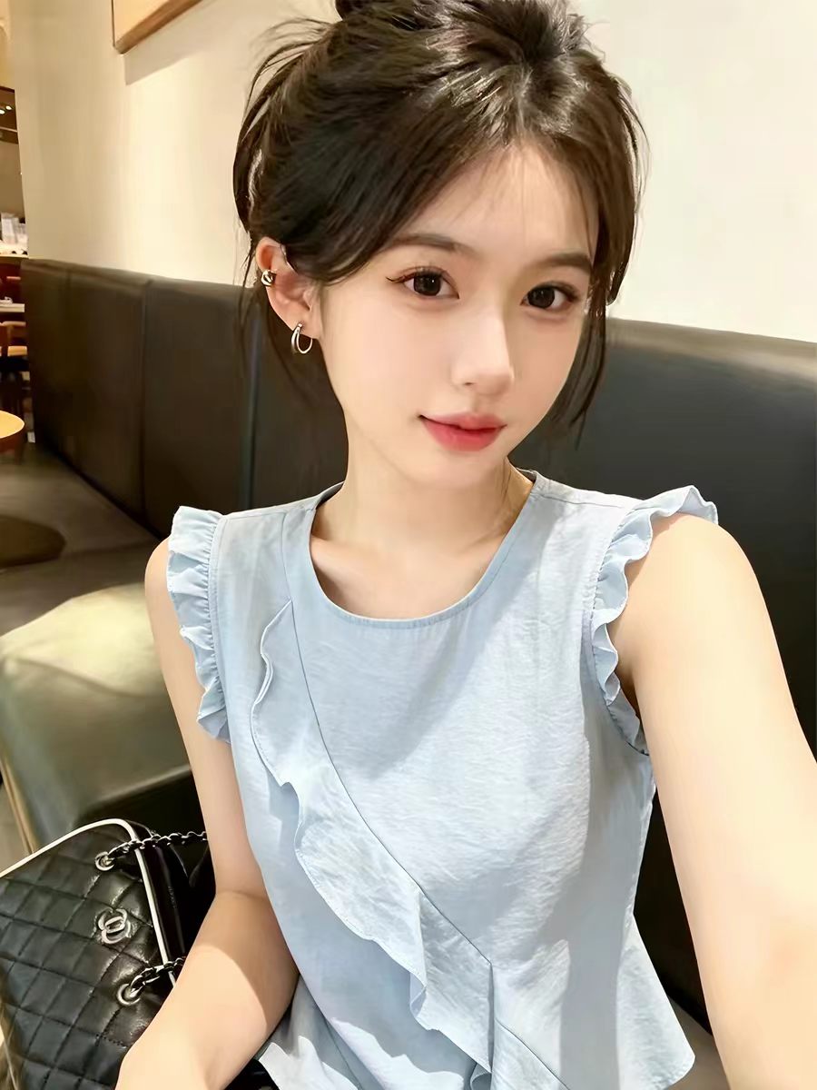 신선함 바람 파란색 프릴 민소매 여성 셔츠 2026 여름 맨위