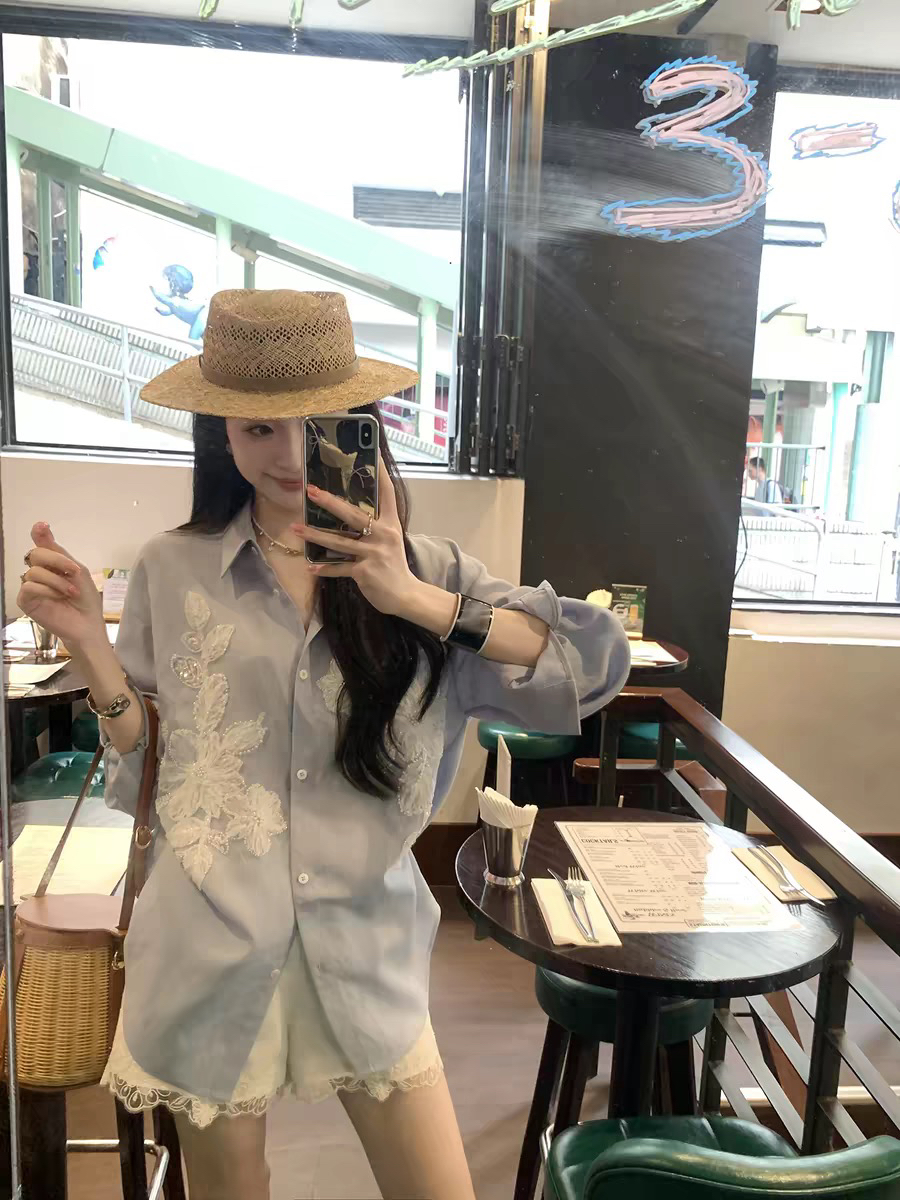 라이 경기 서울 느긋한 느슨함 센스 무거운 작업 배색 레이스 주문 구슬 자수 조각 셔츠 루즈핏 가을 어깨 의류