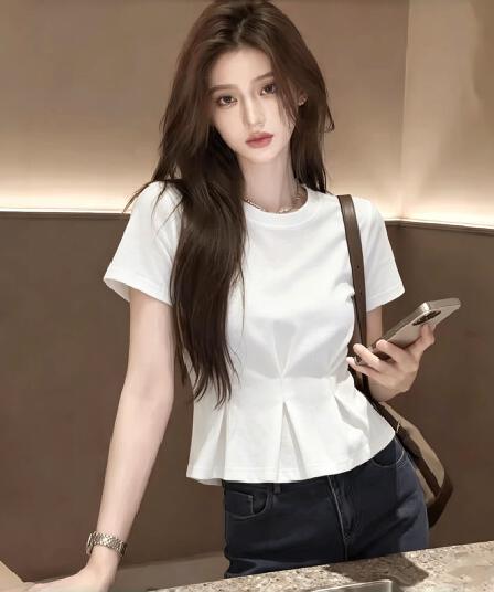 프랑스식 고급 센스 주름 라운드 넥 반팔 티셔츠 여성 26 여름 새로운 허리 수축 슬림해 보이는 우아함 품격 맨위