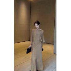 批发天丝亚麻“温柔往事”气质披肩+吊带裙慵懒显瘦套装