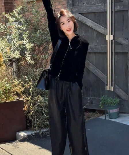 벨벳 스탠드 칼라 지퍼 짧은 여성 코트 2025 가을 빅 사이즈 지방 mm 다용도 캐주얼 검정색 슬림해 보이는 몸매 가꾸기 맨위