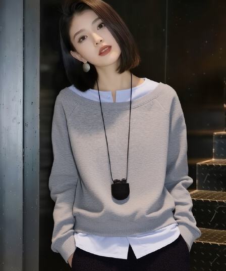 고급 센스 배색 패치워크 페이크 레이어드 풀오버 스웨트셔츠 2026 봄 섹션 패션 다용도 캐주얼 긴팔 맨위 여성