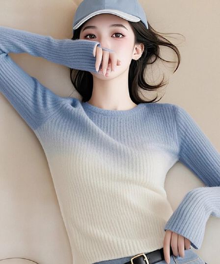 2026 조기 가을 새로운 여성 의류 아름다움 당겨서 파란색 그라데이션 스웨터 만나는 인사이드 가져 가라. 니트 스웨터 고유 한 아름다운 맨위