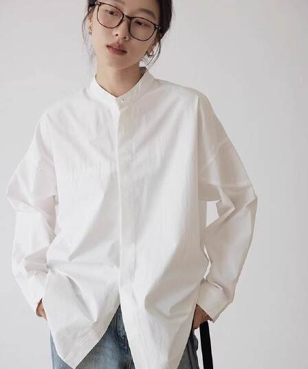 캐주얼 라운드 넥 스탠드 칼라 화이트 여성 셔츠 봄 가을 고급 센스 루즈핏 순면 셔츠 고유 한 슈퍼 잘 생긴 없음 칼라 맨위