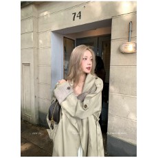 批发8uioio'伦敦周刊'卡其色通勤风长款风衣女秋季新款双排扣收腰外套