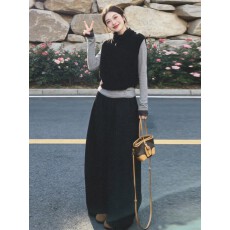 批发韩系穿搭一整套<b class='q'>女装</b>早秋季2026新款黑色马甲打底上衣长裤三件套装