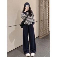 批发早秋季减龄套<b class='q'>装</b>女<b class='q'>气质</b>针织条纹长袖卫衣高腰显瘦阔腿休闲<b class='q'>裤</b>两件套