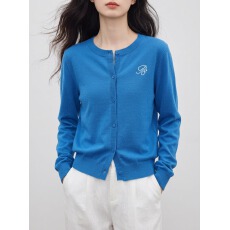 批发韩系克莱因蓝刺绣针织开衫外套女早秋穿搭小个子毛衣<b class='q'>修身</b>短款上衣