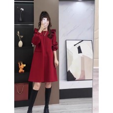 批发韩国港式温柔红色连衣裙女2026秋冬新款宽松显瘦本命年喜庆气质裙