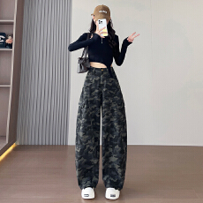 批发实拍美式迷彩工装裤女2026新款<b class='q'>秋</b>季高腰阔腿裤宽松时尚弯刀裤长裤