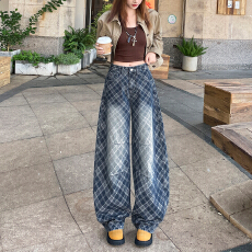 批发实拍美式复古格纹牛仔<b class='q'>裤</b>女秋季2026慵懒松弛宽松休闲阔腿弯刀<b class='q'>裤</b>子