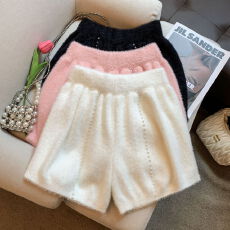 批发实拍 高级感水貂绒<b class='q'>短裤</b>女秋冬新款加厚毛线宽松a字阔腿打底靴裤子