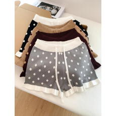 批发实拍 新款韩系<b class='q'>甜美</b>减龄小个子木耳边波点休闲裤宽松百搭短裤女