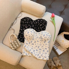 批发实拍 抹胸碎花褶皱背心女带胸垫夏季纯欲别致收腰气质无肩带上衣