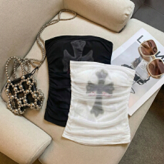 批发实拍 轻亚系哥特风十字架抹胸上衣女修身显瘦性感辣妹短款背心