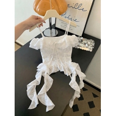 批发实拍 设计感一字肩吊带荷叶边修身不规则衬衫<b class='q'>女</b>夏法式纯欲风上衣