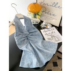 批发实拍 纯欲辣妹风重工烫钻挂脖扭结<b class='q'>吊带</b><b class='q'>背心</b><b class='q'>女</b>V领收腰短款牛仔上衣