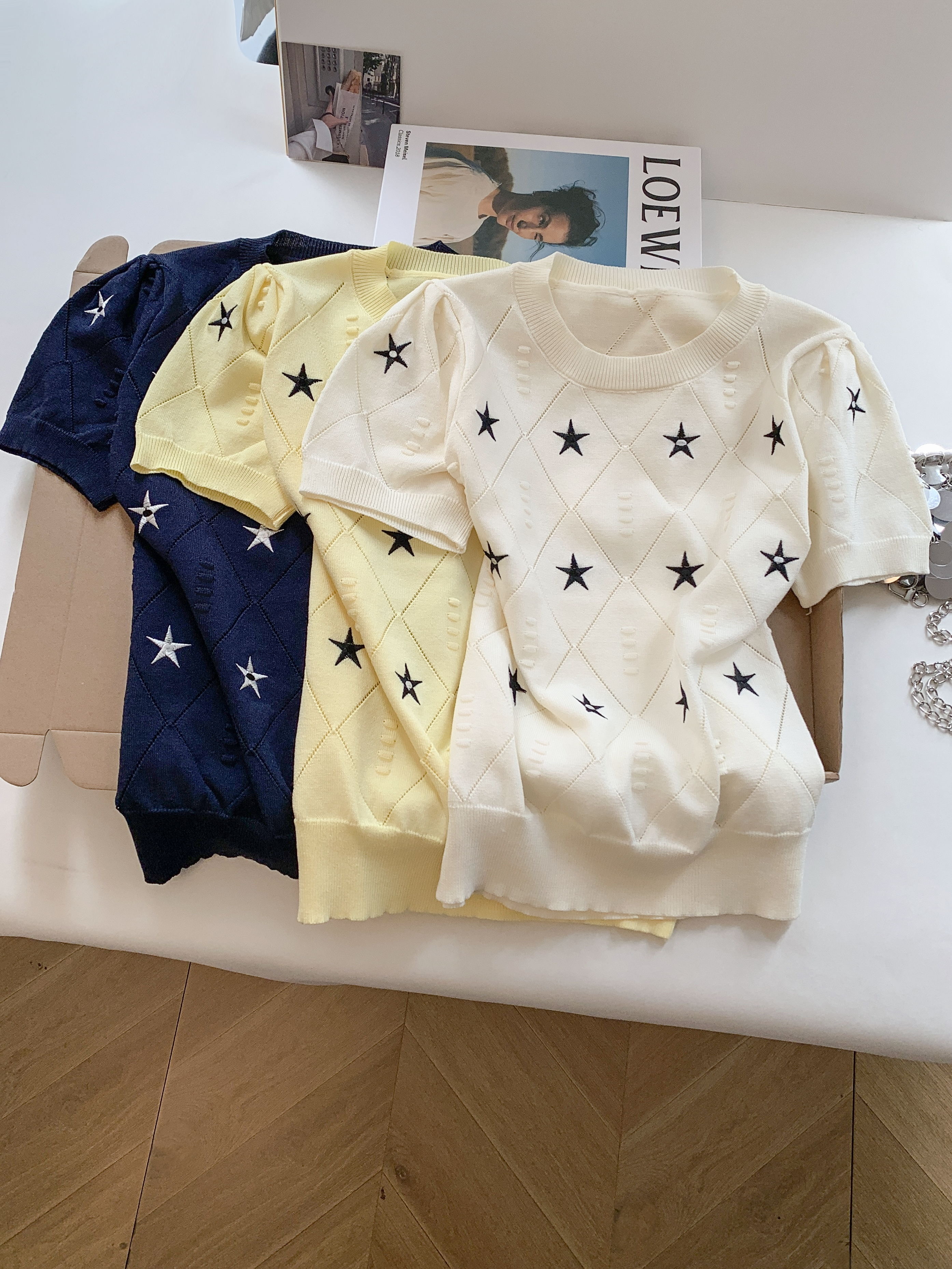 실사 절묘한 고유 한 별 자수 라운드 넥 반팔 니트 스웨터 여성 여름 새로운 일상 다용도 품격 맨위