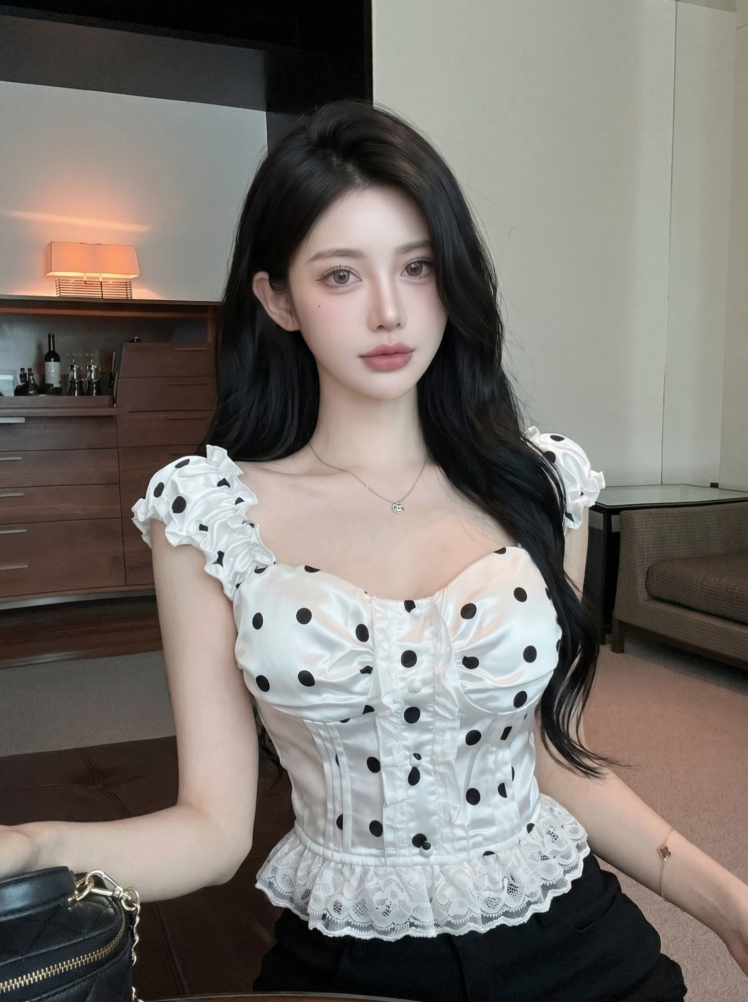 실사 프랑스식 달콤한 스타일 도트 무늬 레이스 캐미솔 여름 새로운 작은 키 디자인 센스 스택 착용 맨위